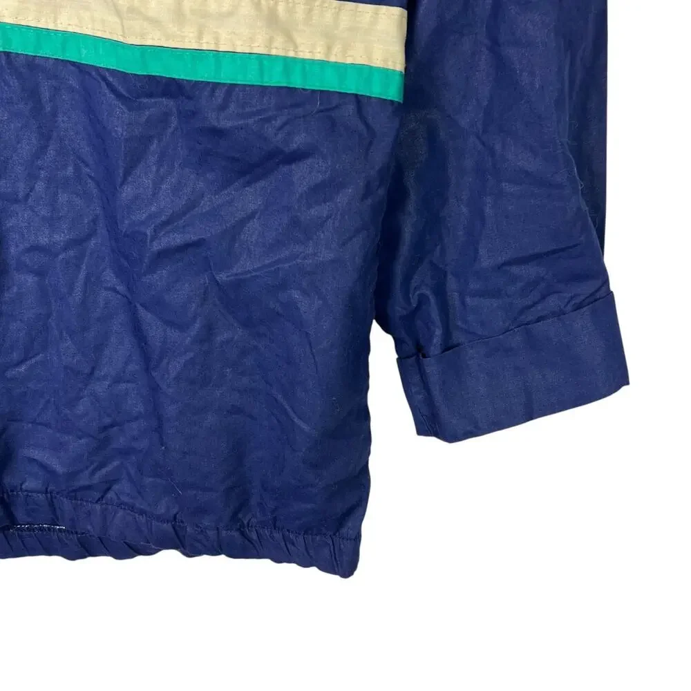 Vintage windbreaker hooded